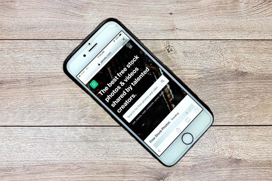 mobile-website Mobile responsive website on phone screen